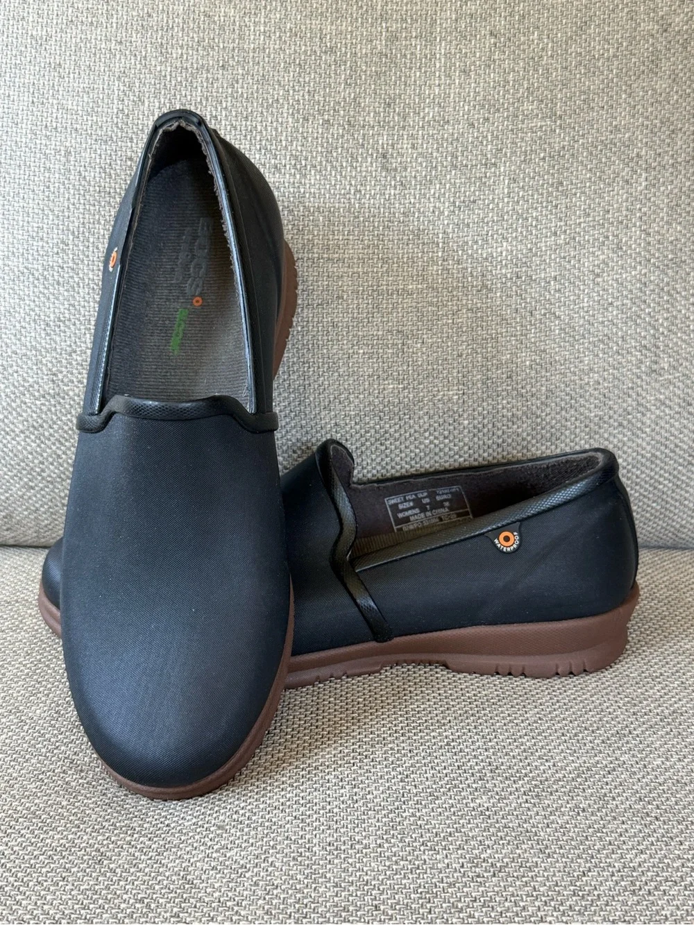 Bogs Sweet Pea Waterproof Slip On Shoes Black Size 7 Women’s